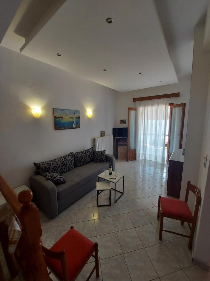 George'S Apartment Loutraki  Eksteriør billede